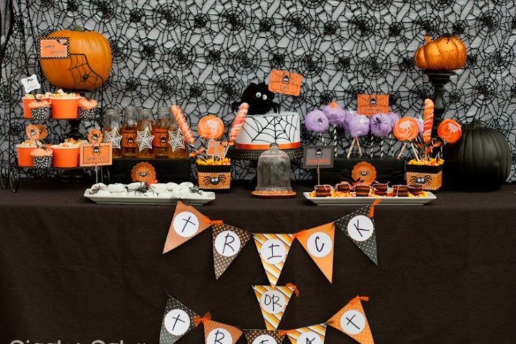 Halloween spider party