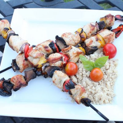 Chicken Kabobs & Fruit Parfaits {Recipe}