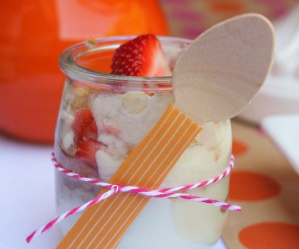 Cinnamon yogurt parfait giggles galore