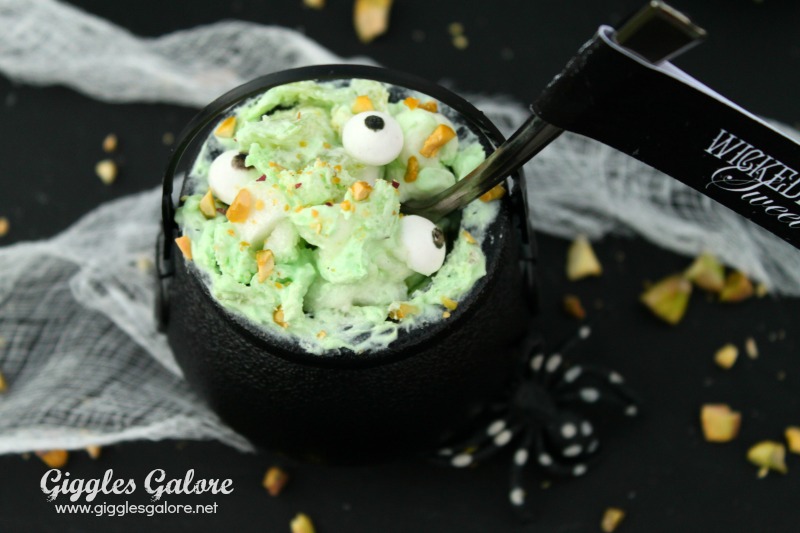 Wickedly Sweet Pistachio Pudding Dessert