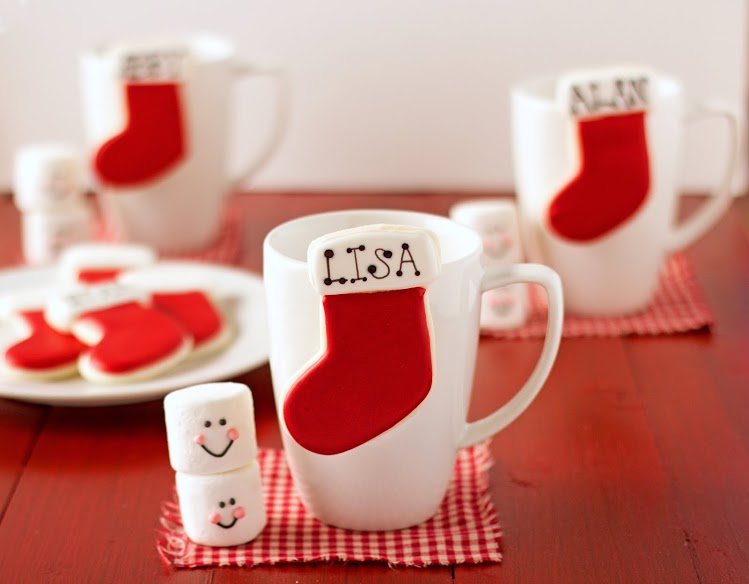 Simple Red and White Stocking Place Card Cookies via www.thebearfootbaker.com