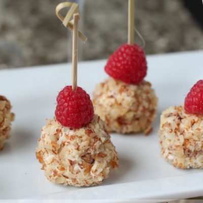 Pear and Gorgonzola Cheese Bites