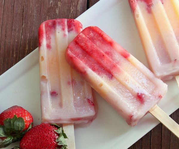 Strawberry peach pudding popsicles3wm
