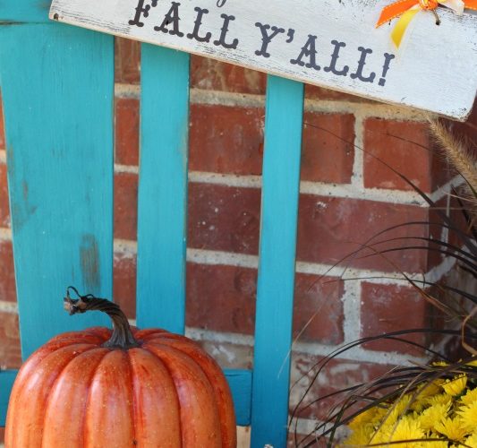 Happy fall yall sign