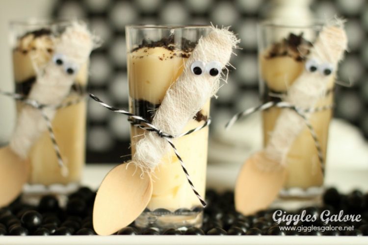 Mummy spoons and dessert cups