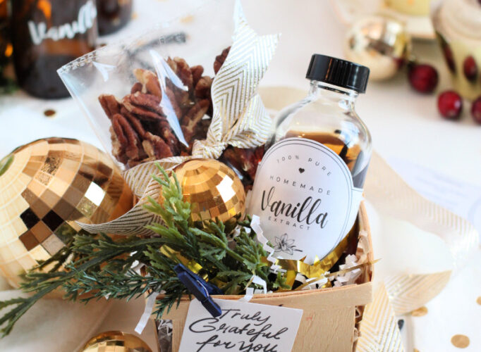 Homemade Vanilla Extract Holiday Gift