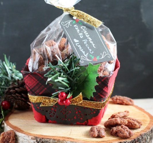Christmas gift cinnamon vanilla candied pecans