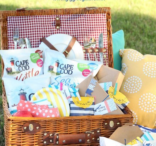 Tips for packing the perfect picnic