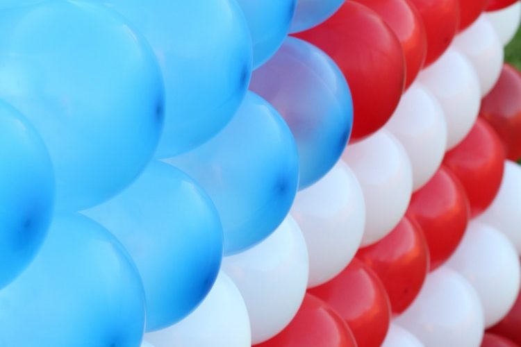 4th of july flag balloon dart game