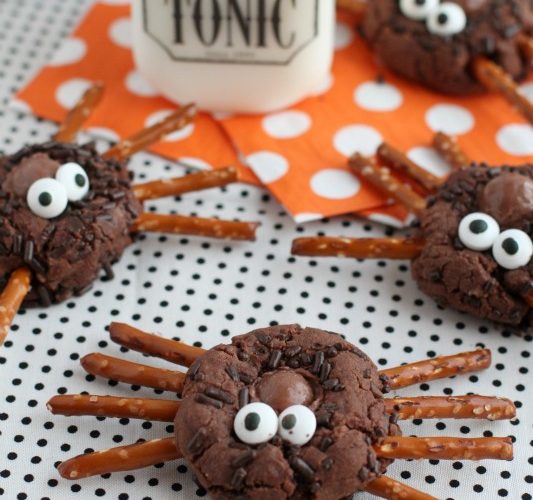 Spooktacular chocolate spider cookies