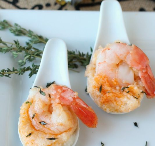 Mini spoon shrimp and grits appetizer