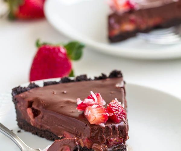Cc new chocolate strawberry cake