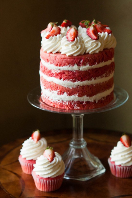 Strawberries and Cream Cake, 25 Easter Dessert Ideas 