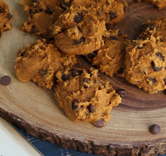 Chocolate chip pumpkin cookies