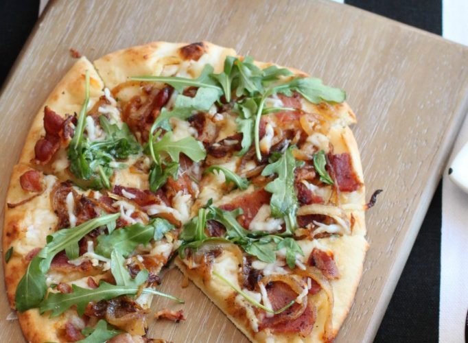Spicy bacon and caramelized onion flatbread giggles galore 1