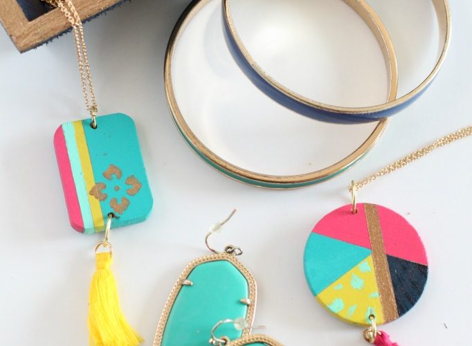 Diy painted necklace