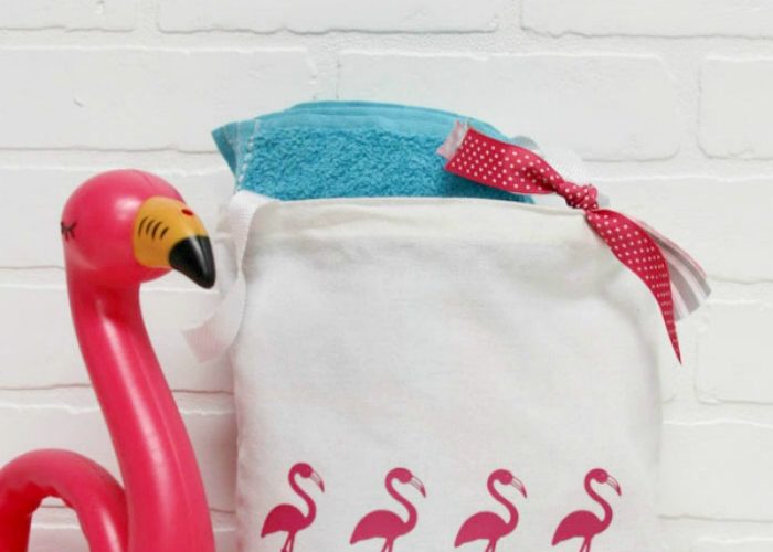 Everyday party magazine flamingo pool bag 15