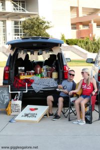 Tailgate food with chinet