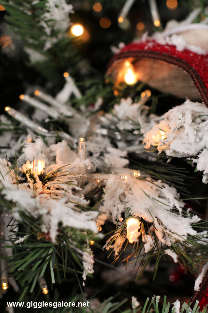 Christmas tree cluster lights
