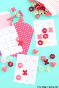 Valentine tic tac toe cards
