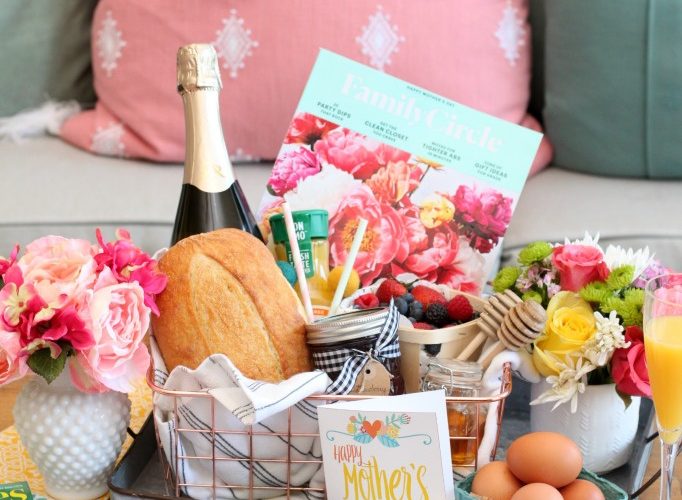 Farmhouse breakfast in bed gift basket
