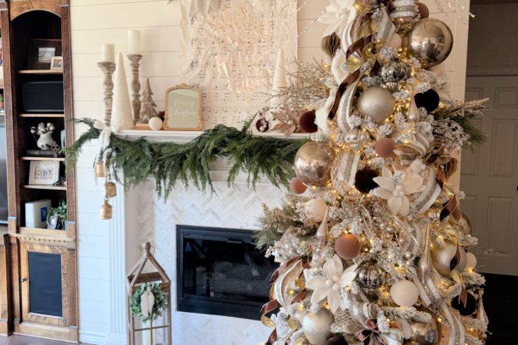 King of Christmas Flocked Tree